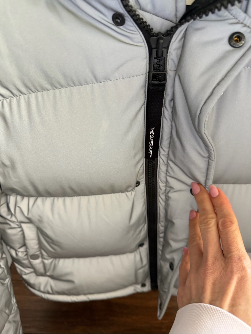 Aritzia Super Puff™ Shorty, Reflective powder coated goose-down puffer jacket - Picture 16 of 16